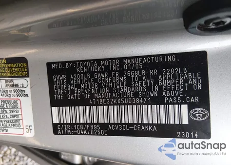 2005 Toyota Camry Le z USA, uszkodzony, nr VIN 4T1BE32KX5U038471